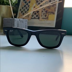 REAL Ray-Ban Wayfarer Classic